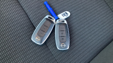 Nissan Qashqai 1.3 DiG-T MH Acenta Premium 5dr Petrol Hatchback